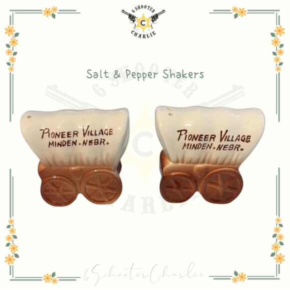 VTG 1950’s Pioneer Village Minden Nebraska Salt And Pepper Shakers 2.75" x 2.25" - Picture 1 of 6